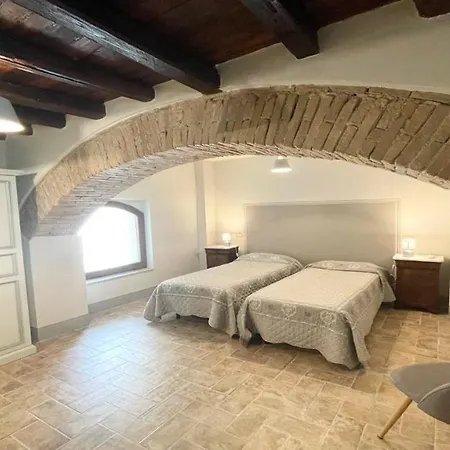 农家乐 Exclusive Pool-open Year-spoleto Biofarm-slps 8-village Shops, Bar1 Km 7 Poreta